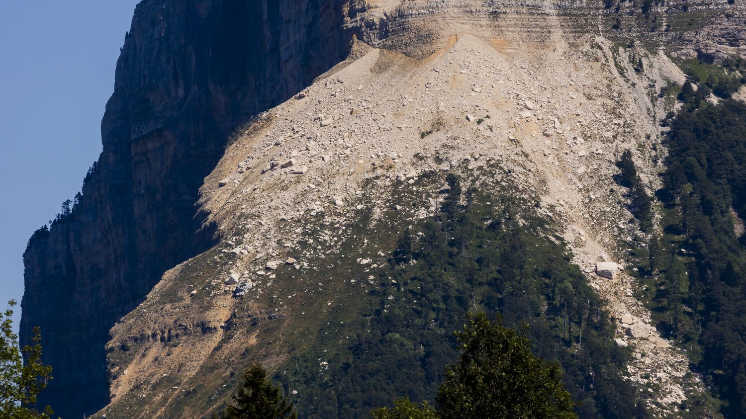, Alpes : avec le réchauffement climatique, les éboulements rocheux se multiplient en montagne