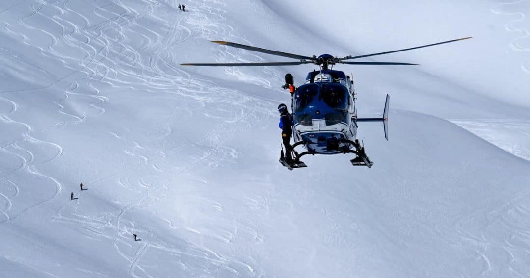 , Alpes du Nord : deux morts dans une avalanche, un mort dans une chute de 500 mètres