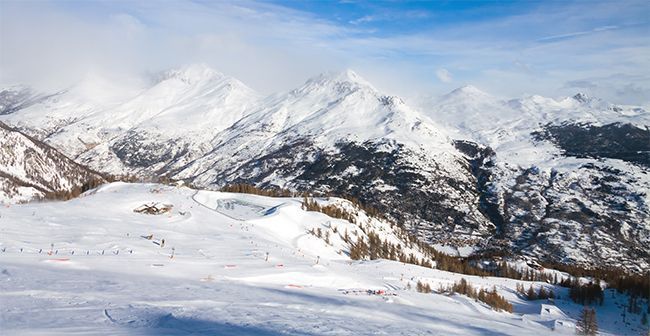 La station de sport d'hiver Serre Chevalier dans les Alpes du Sud.